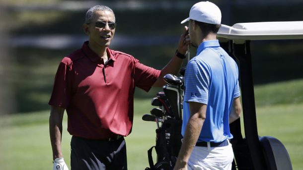 Стеф Къри: Аз съм по-добър от Обама на голф (видео)